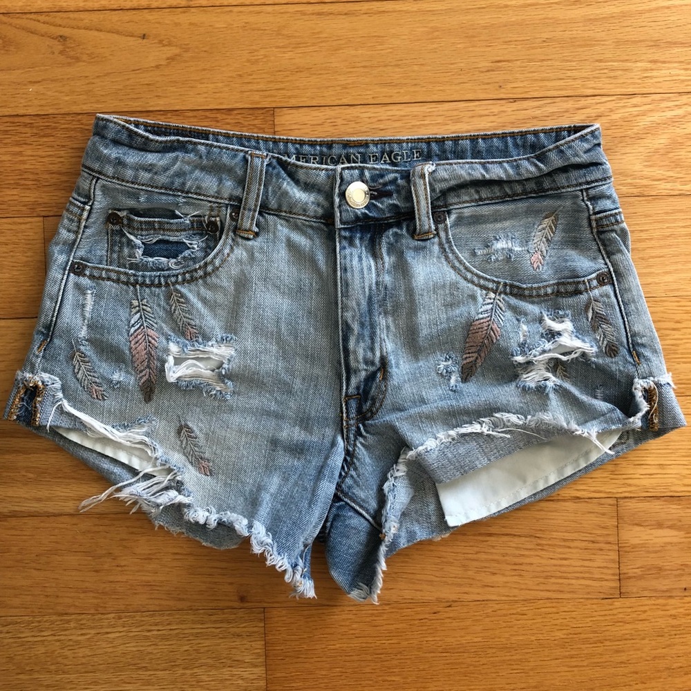 Boho feather denim high waisted shorts
